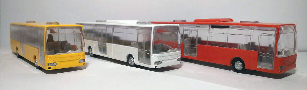 Erst fertige Modellbusteile IVECO Irisbus LE im Maßstab 1:87